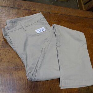 Old Navy Boot Cut Khaki Pants Women’s 16 Tall Beige Career Casual